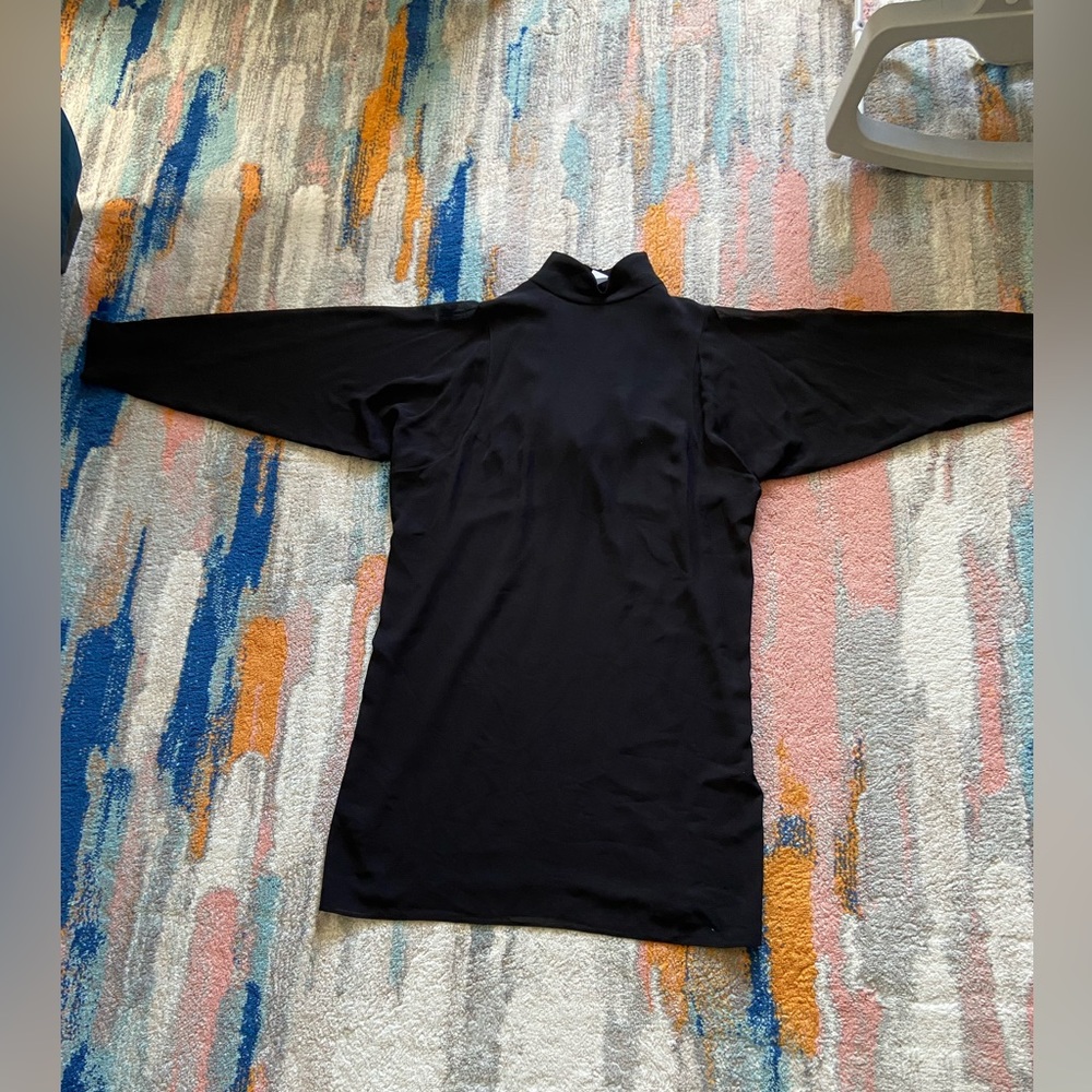 AKRIS DRAPED OPEN BACK 100 % SILK CREPE MINI DRESS